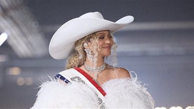 بيونسيه تعلن موعد جولتها الغنائية الجديدة 