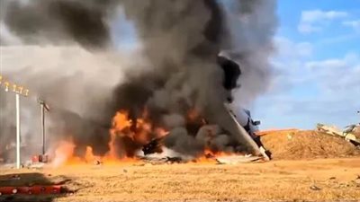 تحطم طائرة تجريبية أمريكية في قاعدة عسكرية