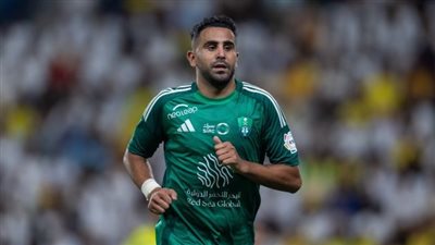 رقم قياسي ينتظر رياض محرز بالموسم الجديد للدوري السعودي 