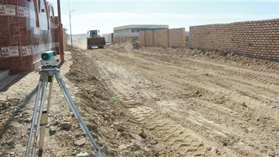 محافظ الجيزة: تطوير الطرق السياحية بالواحات البحرية بتكلفة 8 ملايين جنيه (صور)