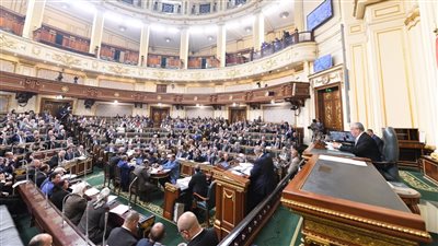 رئيس النواب: نرفض المزايدة على موقف المجلس في مناقشة الإجراءات الجنائية 