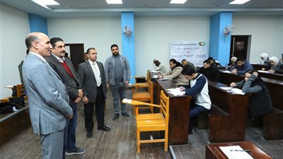 نائب رئيس جامعة الزقازيق يتابع انتظام العملية الامتحانية