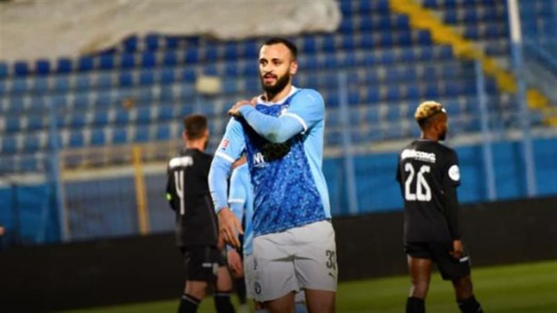 مروان حمدي، فيتو
