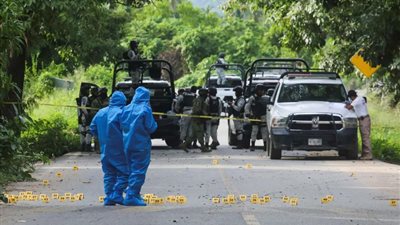 استخراج 15 جثة من حفر في جنوب شرقي المكسيك