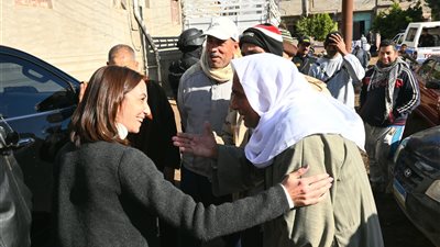 محافظ البحيرة تجري جولة ميدانية مفاجئة على قرية فيشا بالمحمودية 