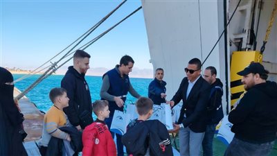 وزير النقل يتابع مغادرة السوريين العائدين لبلادهم عبر موانئ البحر الأحمر