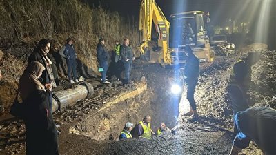 إصلاح عطل في خط مياه المرشحة بمدينة السنطة بالغربية (صور)