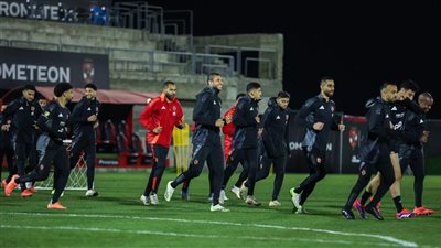 الأهلي ينهي استعدادته لمواجهة إنبي بالدوري الممتاز غدا 