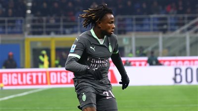 ميلان يتعادل مع روما 1-1 في قمة الدوري الإيطالي (صور) 