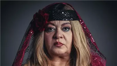 جسدتها فريدة سيف النصر بامتياز، سر تعلق الجمهور بشخصية سترة العترة في مسلسل العتاولة