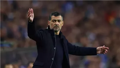 ماذا قال مدرب ميلان عن مواجهة نجله في كأس السوبر الإيطالي؟