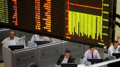 6 قطاعات تتصدر قائمة الأسهم المقيدة الرئيسية بقيم التداول نهاية تعاملات 2024