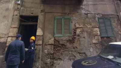 إصابة شخص إثر انهيار جزئي في عقار بعين شمس