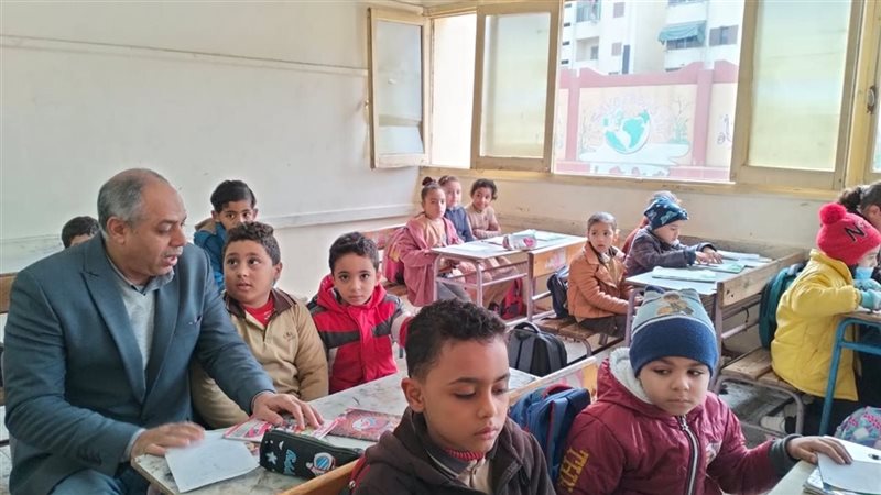 الكشف الطبي على الطلاب