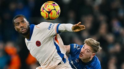 بمشاركة سام مرسي، إبسويتش تاون يضرب تشيلسي بثنائية في الدوري الإنجليزي 