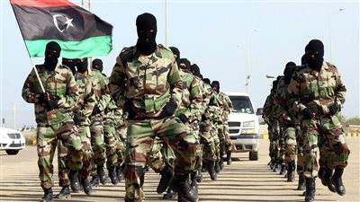 صراع المؤسسات يعيد تشكيل خريطة التحالفات في ليبيا.. الشريف: ردع الفصائل الخارجة عن القانون “ضرورة”.. وحتيتة: هناك خلافات غير معلنة بين حفتر وعقيلة صالح