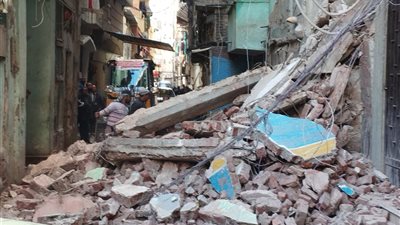  مالك عقار انهار جزئيًا بروض الفرج: الترميمات السبب 