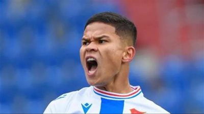 هل اقترب الأهلي من حسم صفقة إيفرتون؟ مصدر يرد 