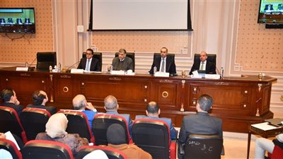 النقابات المهنية تشيد بموقف النواب من إلغاء الحبس الاحتياطي بقانون المسئولية الطبية