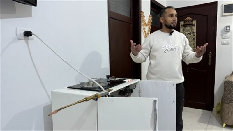 شاب قنائي يطور بوتاجاز