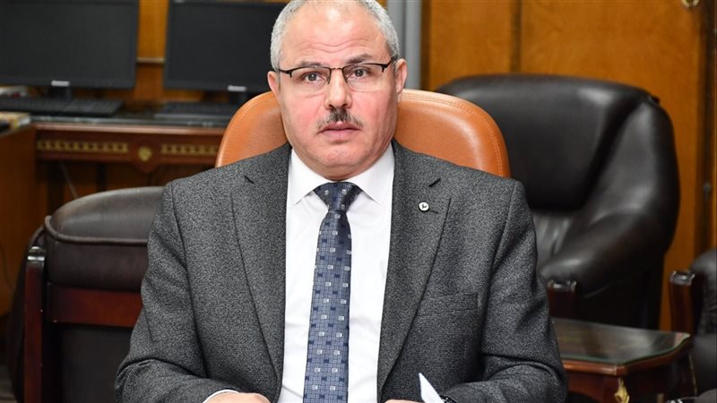 الدكتور ناصر مندور