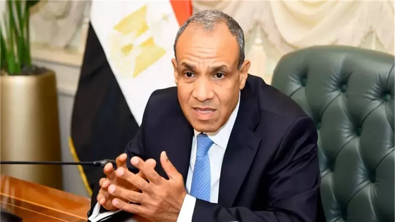 وزير الخارجية بدر