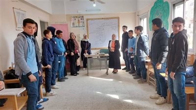 وكيل صحة الإسماعيلية تتابع انتظام الدراسة في مدرسة تمريض المستقبل (صور) 