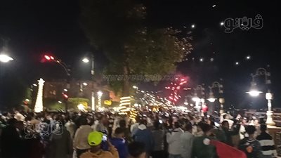 الألعاب النارية تزين سماء الأقصر احتفالا ببدء العام الجديد 2025 (فيديو)