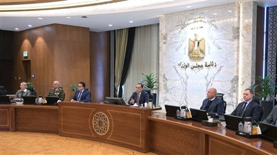 مدبولي: معدل نمو الاقتصاد المصري وصل إلى 3.5% في الربع الأول من العام المالي 