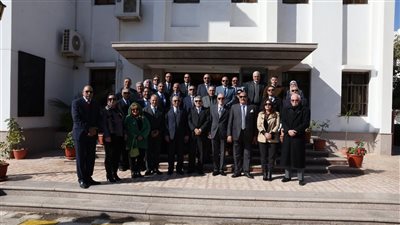 تفاصيل لقاء وفد برلمانى مع رئيس هيئة قناة السويس 