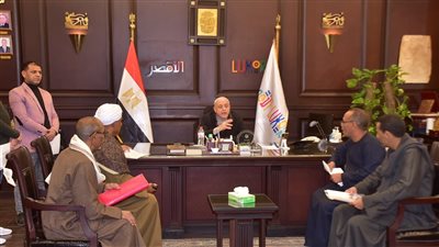 محافظ الأقصر يبحث مطالب أصحاب المحاجر بالبياضية (صور)