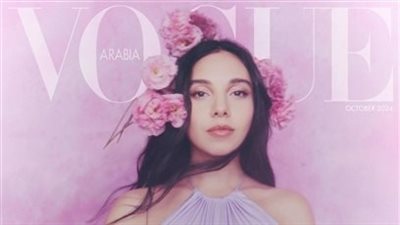 سلمى أبو ضيف تكشف مفاجأة عن أزيائها 