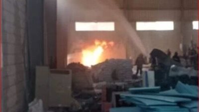 ماس كهربائي وراء حريق مصنع في الروبيكي ببدر وإصابة١٠ أشخاص باختناق