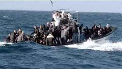 انتشال 27 جثة وإنقاذ 25 مهاجرًا قبالة سواحل جزيرة قرقنة التونسية