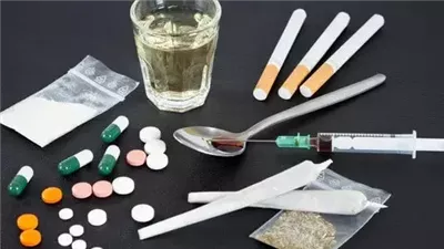 دراسة تكشف تأثير المخدرات والنيكوتين على أدمغة المراهقين