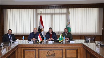 محافظ الجيزة يشهد القرعة الإلكترونية لتسكين البائعين بسوق العياط الحضاري