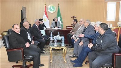 محافظ الشرقية يلتقي نواب البرلمان لاستعراض مشكلات دوائرهم وحلها 