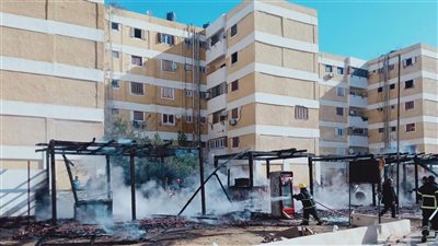 إخماد حريق اندلع في ملعب كرة قدم بالعريش