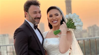 الصور الأولى من حفل زفاف مي فاروق ومحمد العمروسي