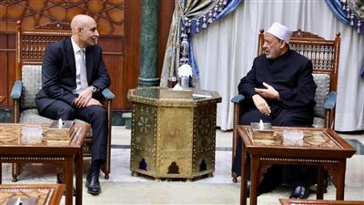 شيخ الأزهر ووزير التعليم يناقشان تعزيز تدريس اللغة العربية والتربية الدينية في المناهج الدراسية
