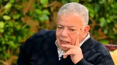 نجوم الفن يقدمون واجب العزاء في السيناريست بشير الديك بمسجد الشرطة بالشيخ زايد