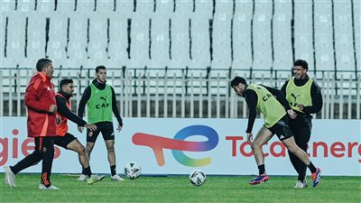 12 صورة ترصد مران الأهلي الرئيسي استعدادا لمواجهة شباب بلوزداد 