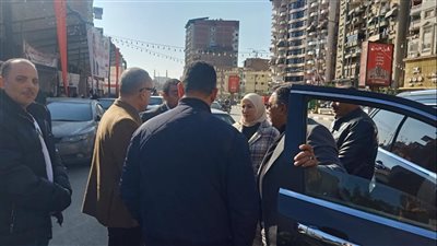 مستمر للغد.. محافظ الدقهلية يتفقد سوق اليوم الواحد بشارع قناة السويس (صور)