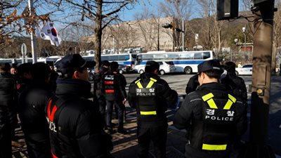 خوفا على سلامتهم، المحققون في كوريا الجنوبية يعلّقون محاولة اعتقال الرئيس المعزول