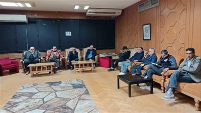 الأديب جمال حراجي في ضيافة نادي أدب الإسماعيلية (صور)  