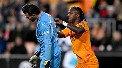 بعد إيقافه مباراتين، موقف فينيسيوس من المشاركة في السوبر الإسباني 