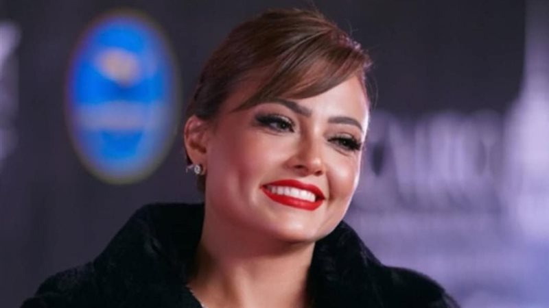 الفنانة بشرى، فيتو