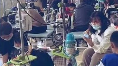 محلل سياسي صيني يكشف مفاجأة بشأن انتشار فيروس HMPV (فيديو)