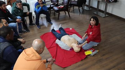 الشباب والرياضة تنظم دورة إسعافات أولية إنعاش قلبي لمدربي الأولمبياد الخاص