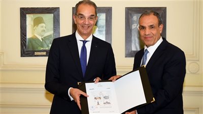  الاتصالات والخارجية يدشنان طوابع بريدية بمناسبة مرور أكثر من قرن على الدبلوماسية المصرية